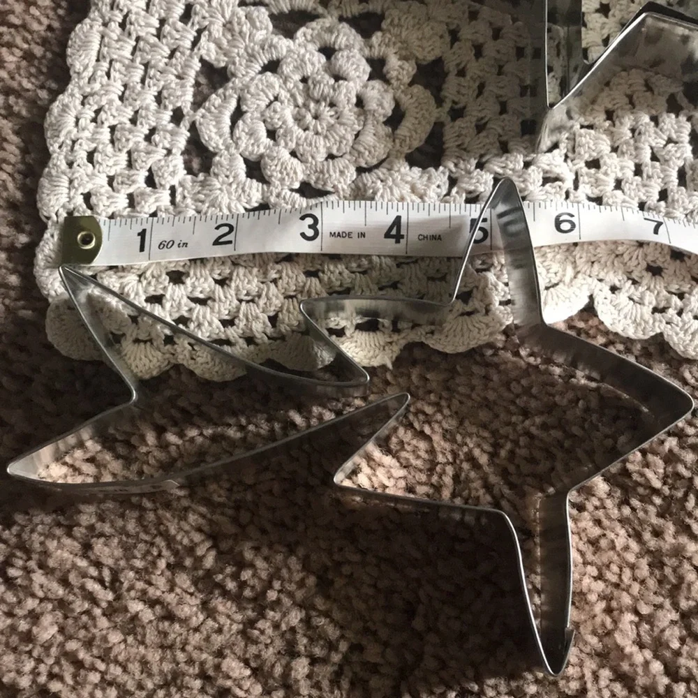 Five Silver Metal STAR Shaped Cookie Cutters and Shooting Star Baking Bakeware
